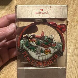 Hallmark Peace on Earth Ornament - Red and Green